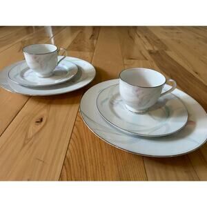 Mikasa Fine China June Garden Place Setting Dinner, Salad Plates & Cups